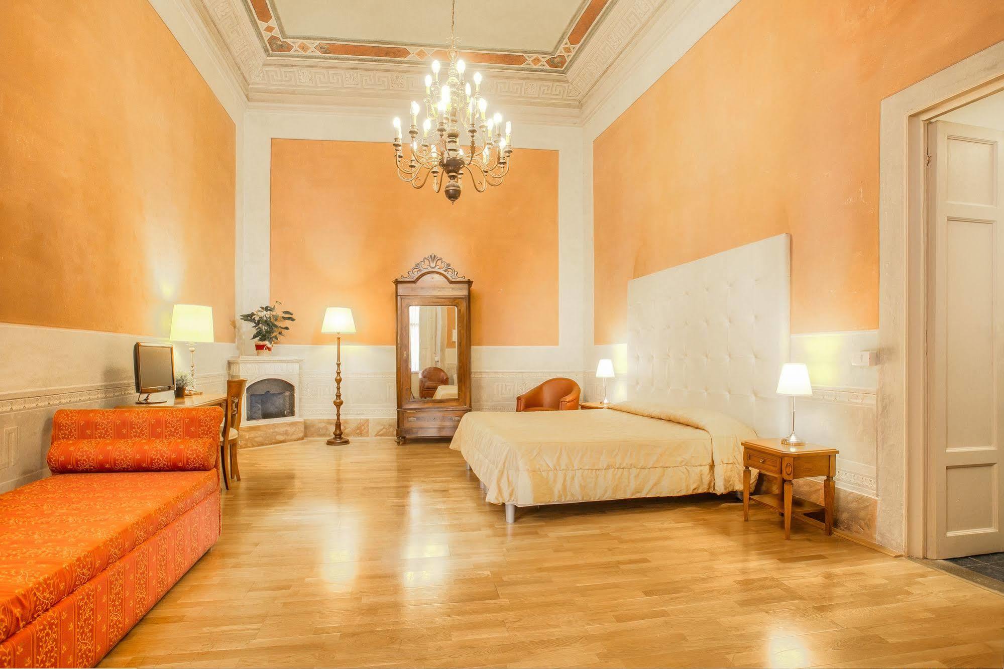Hotel Bretagna Heritage - Alfieri Collezione Флоренция Экстерьер фото